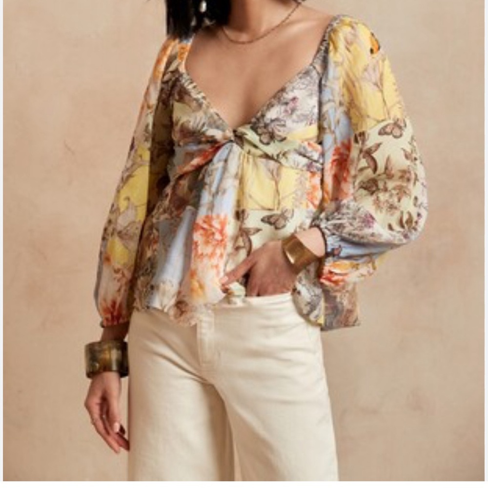 Banana Republic Size Medium Ramie Twist Front Shirt